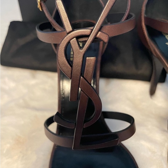 ✨Saint Laurent Cassandra Sandals with brown monogram✨ - Picture 2 of 4